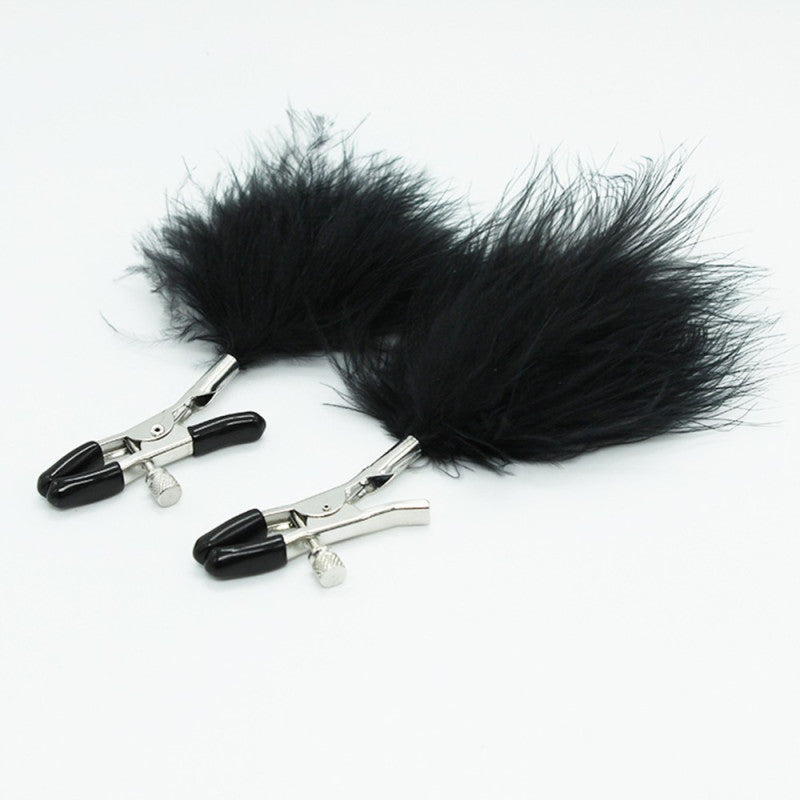 Pinces à seins avec plumes noires Dreamy Fetish
