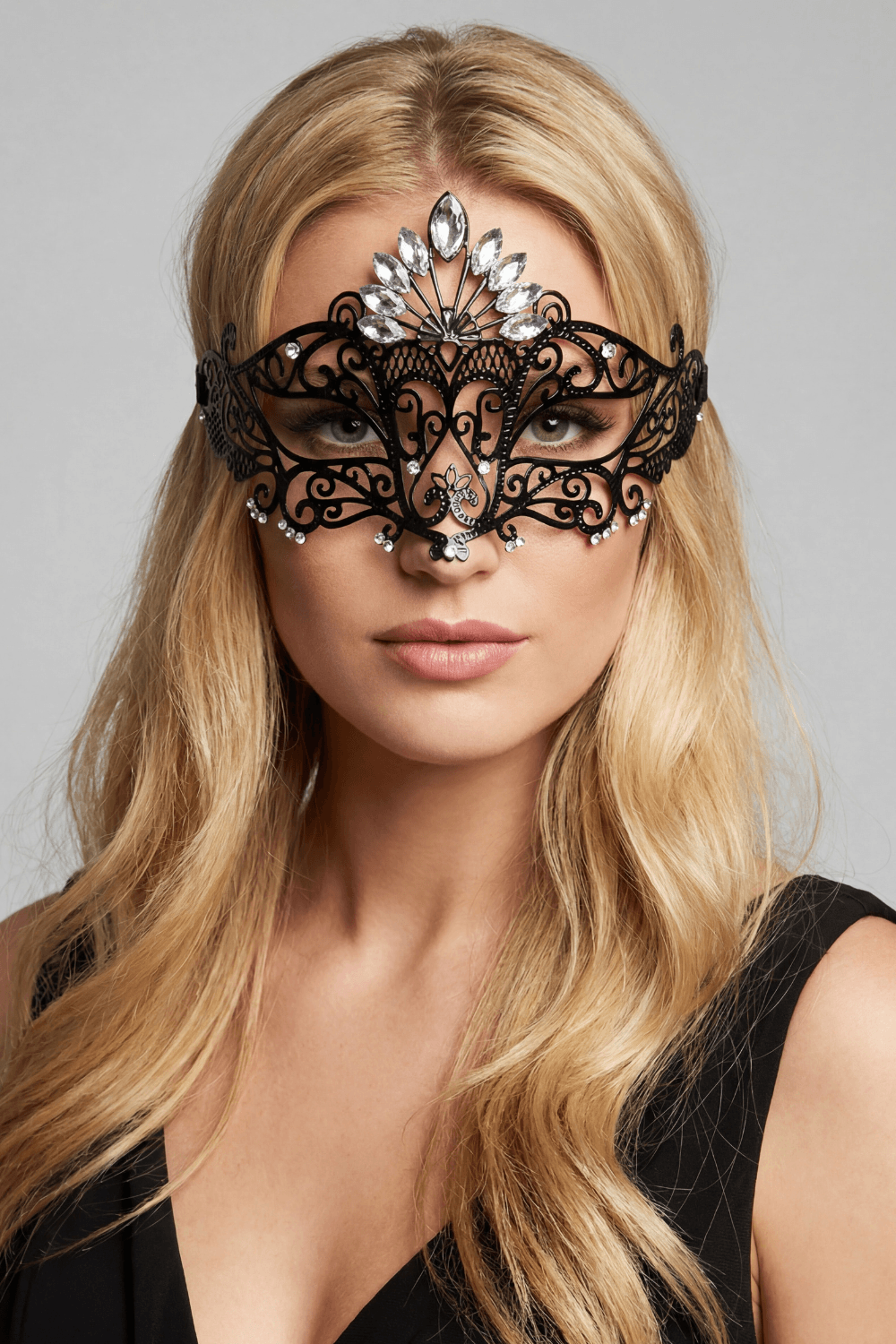 Masque vénitien Gemma rigide noir avec strass – Be Lily Accessories – vue 1