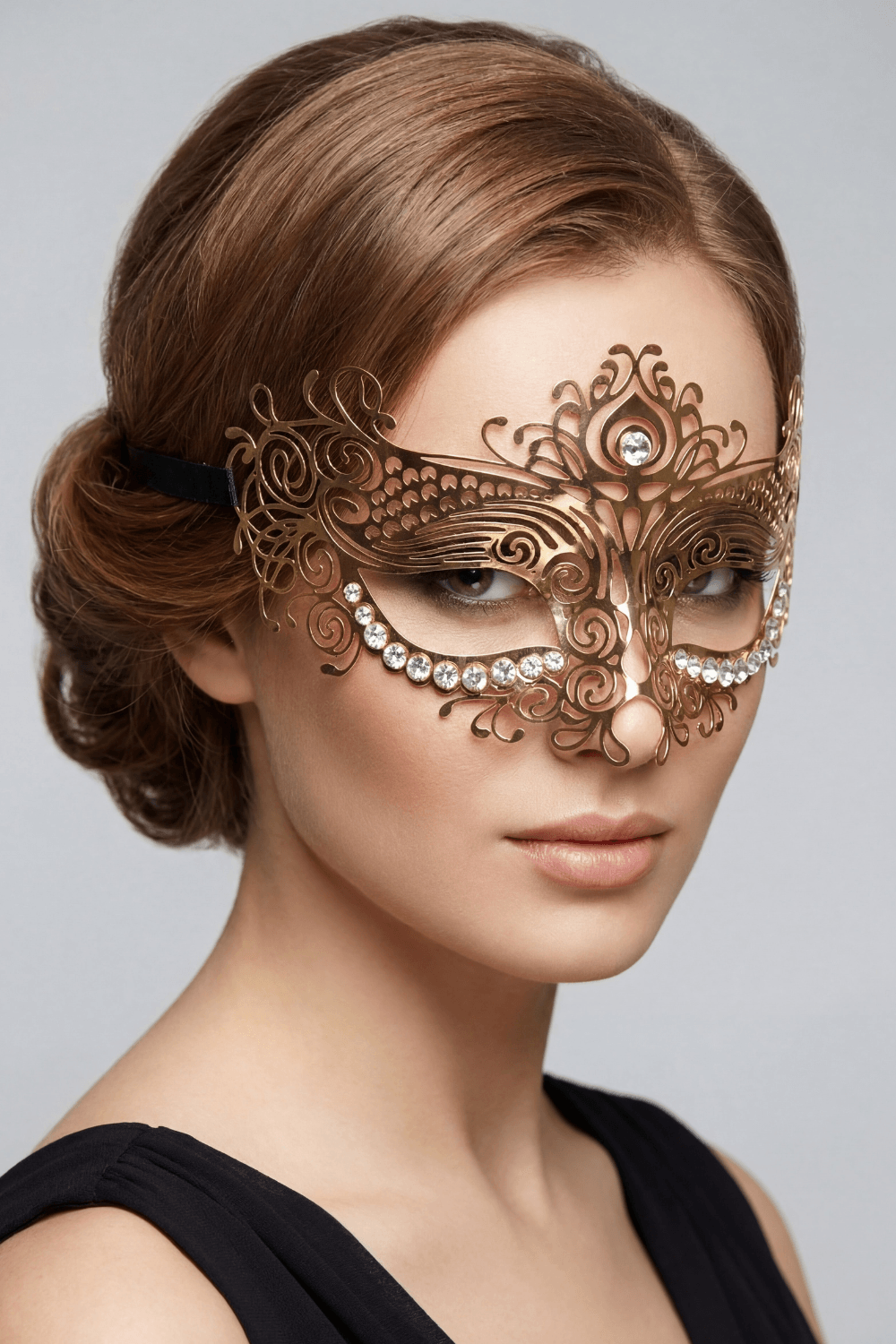 Masque vénitien Ornella doré avec strass – Be Lily Accessories – vue 5