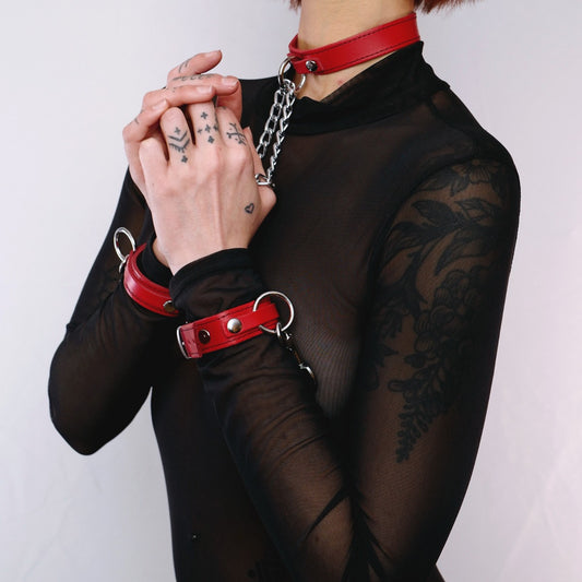Collier + menottes Rouge – The Sinners – vue 1